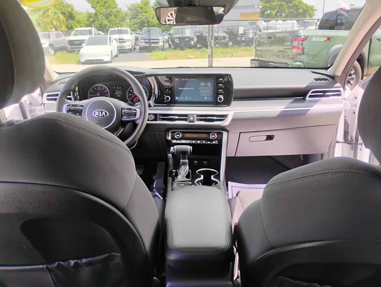 Kia K5 LXS 2021