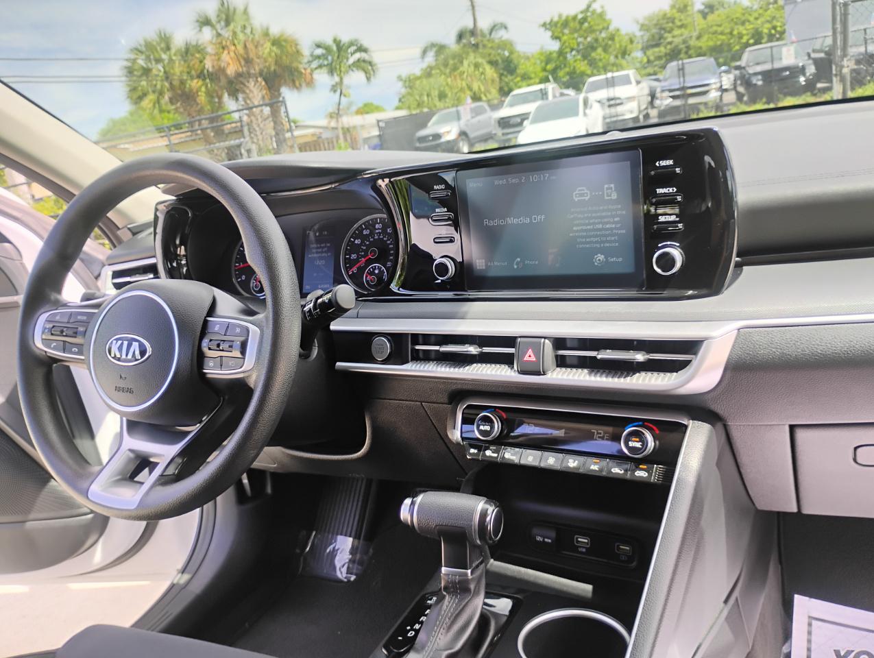 Kia K5 LXS 2021
