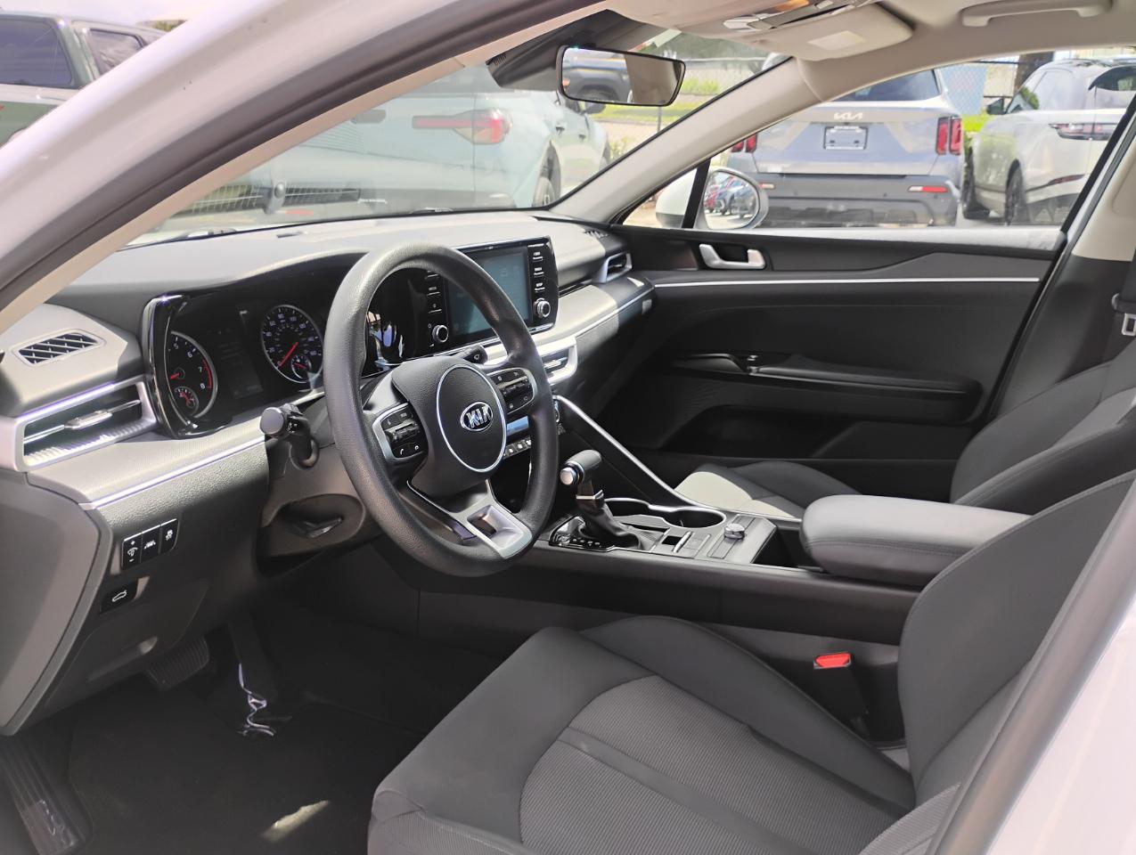 Kia K5 LXS 2021
