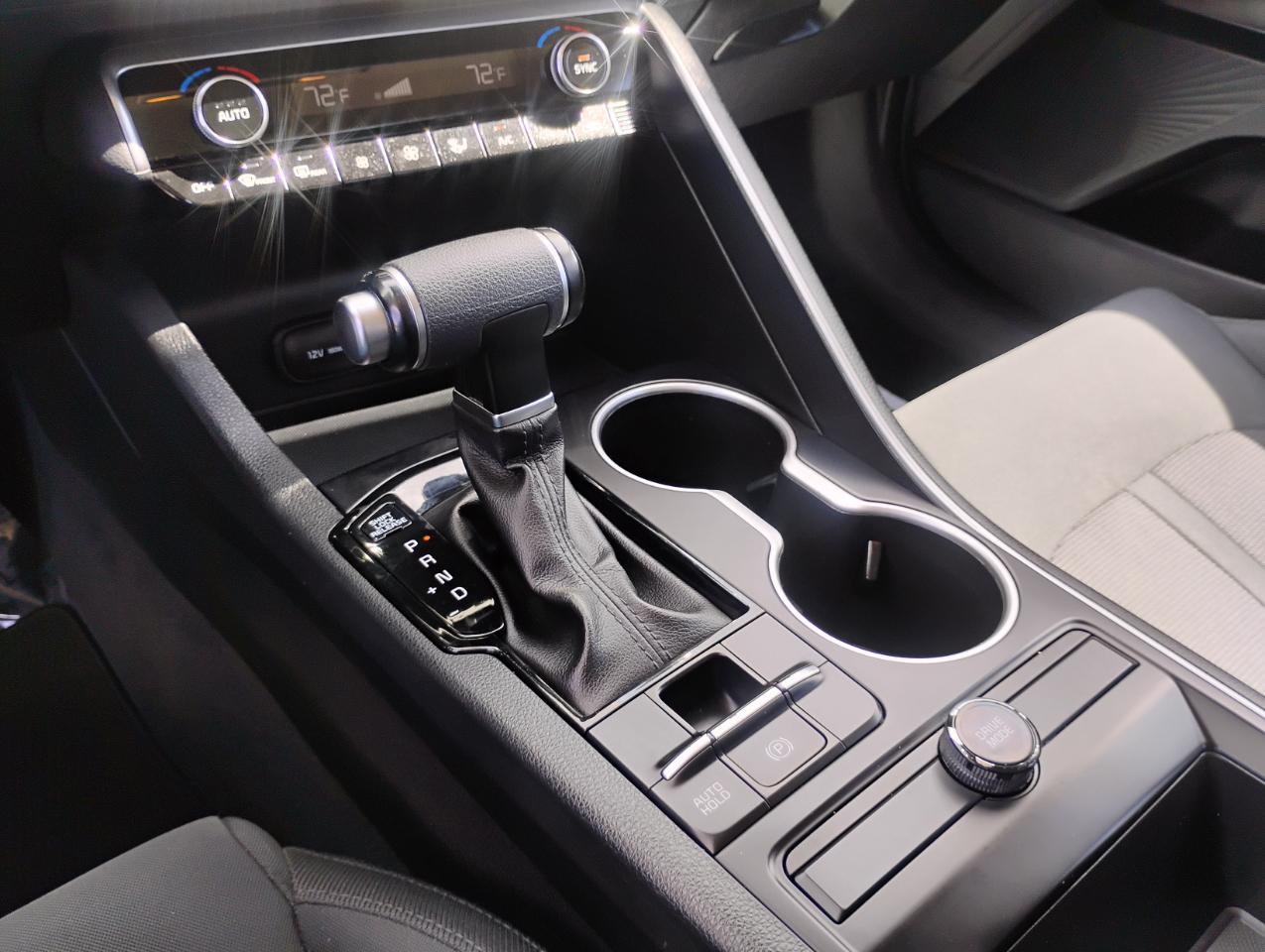 Kia K5 LXS 2021