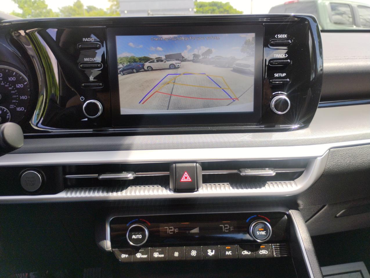 Kia K5 LXS 2021