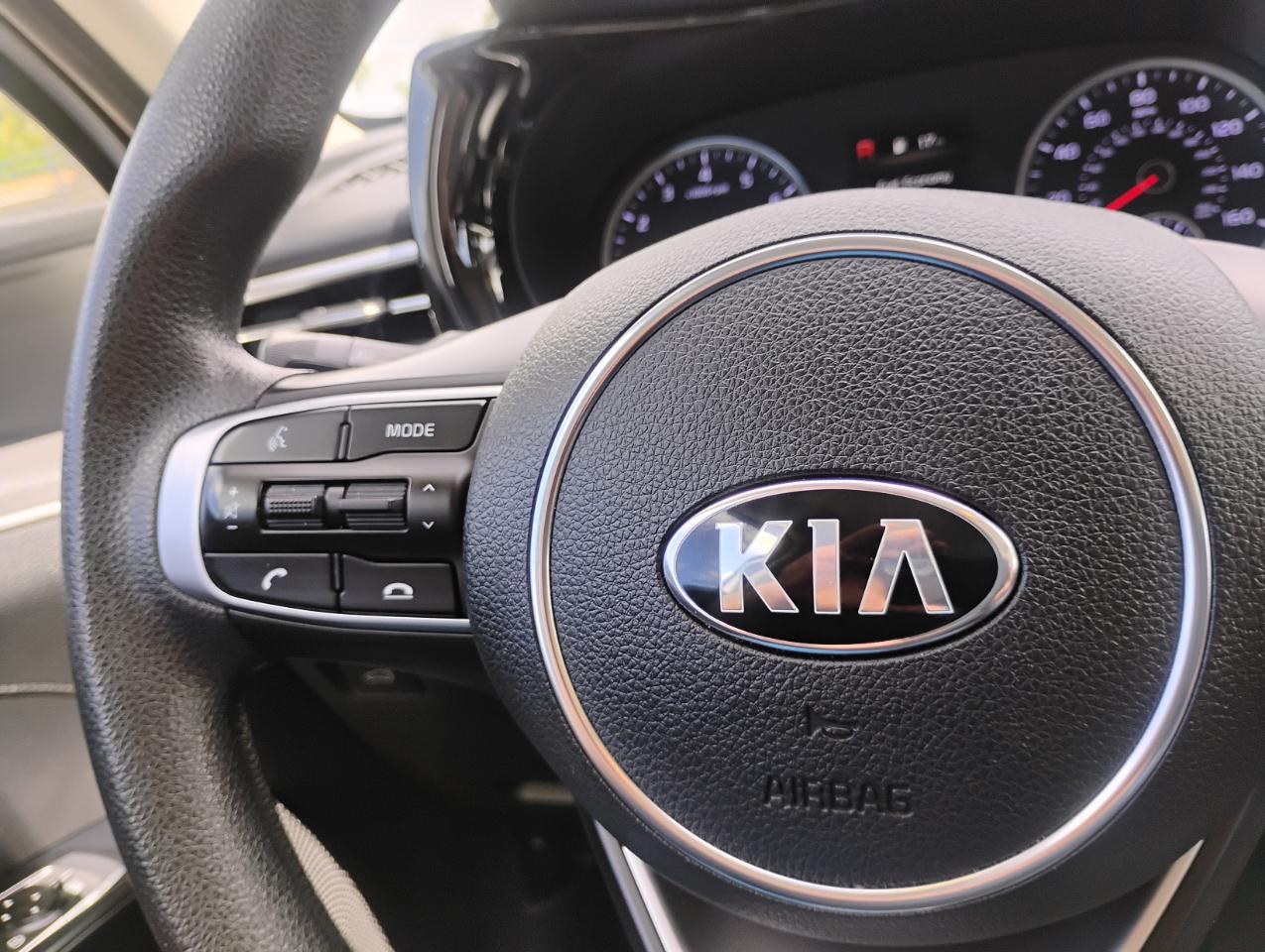 Kia K5 LXS 2021