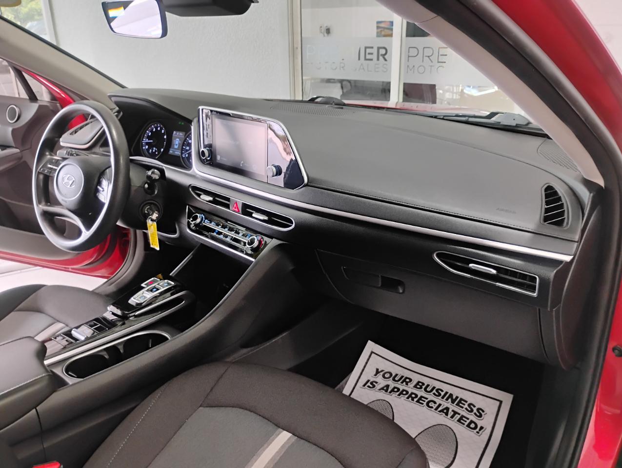 Hyundai Sonata SE 2021