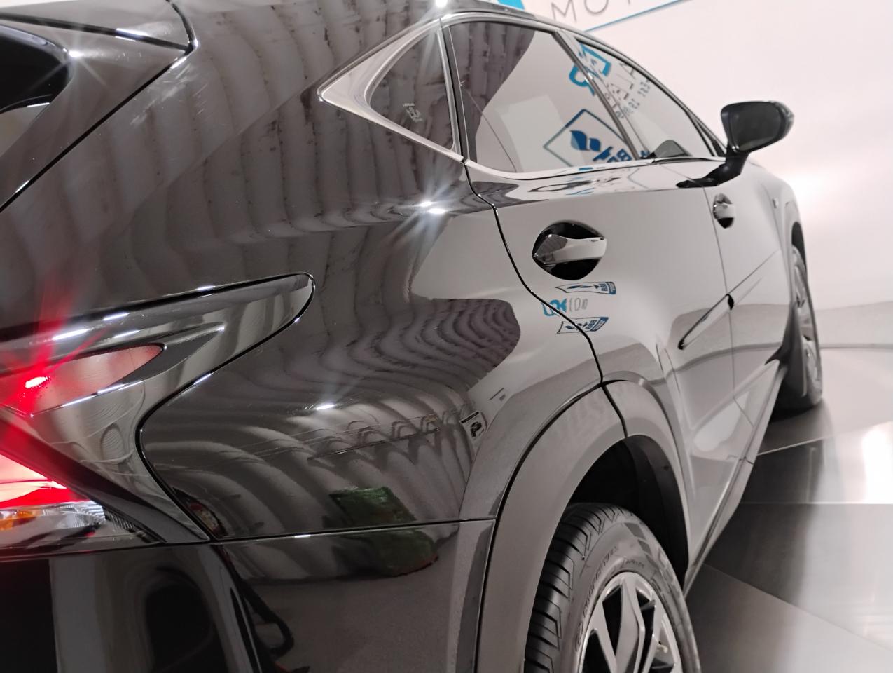 Lexus NX 200t FWD 2017