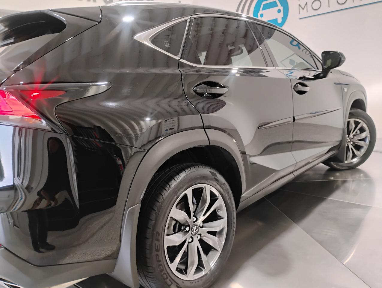 Lexus NX 200t FWD 2017