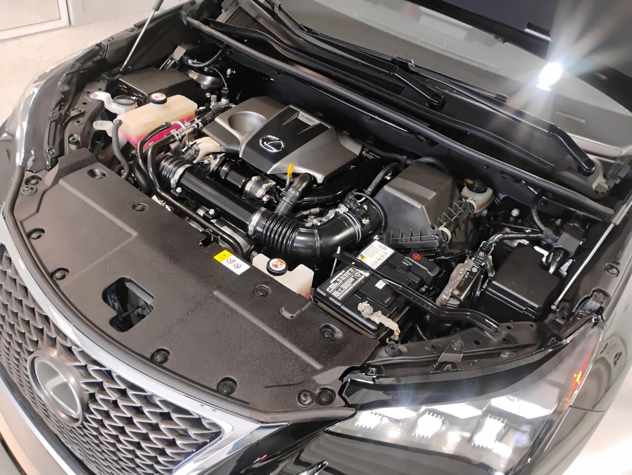 Lexus NX 200t FWD 2017