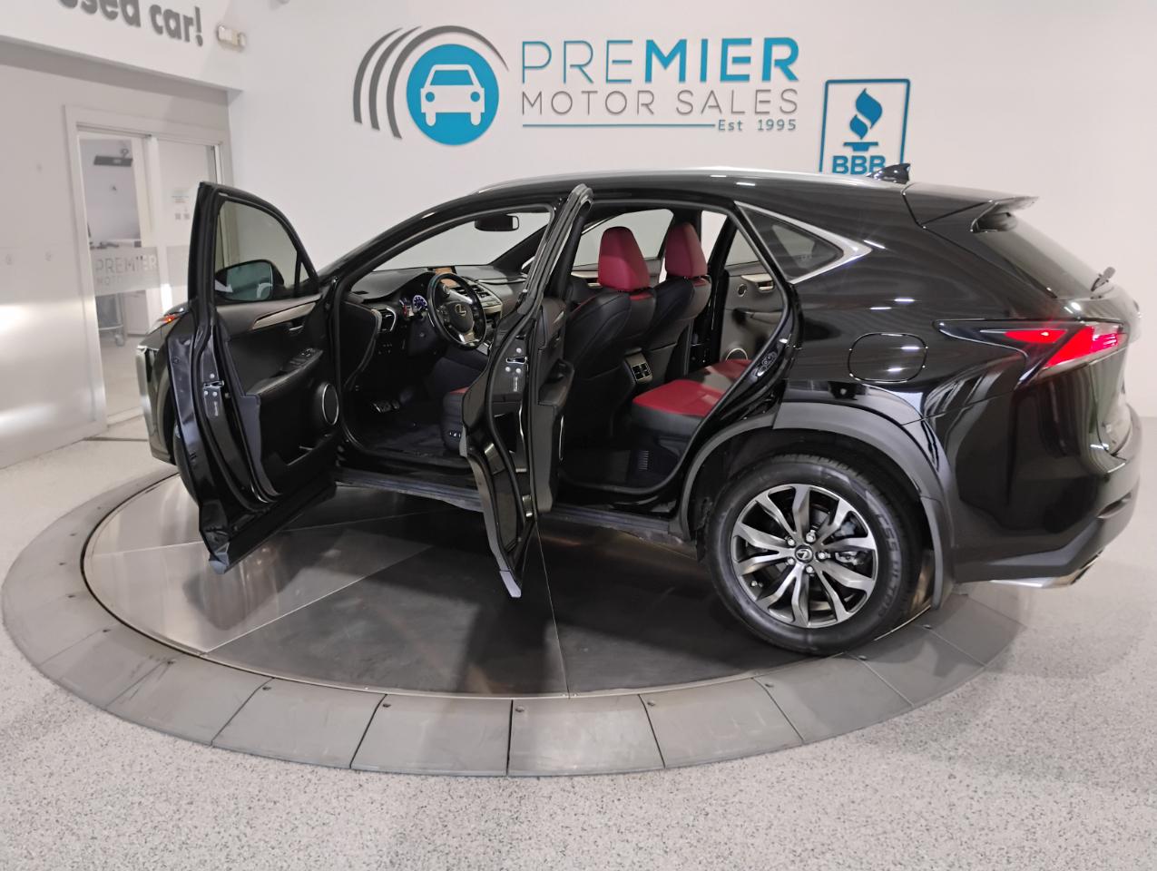 Lexus NX 200t FWD 2017