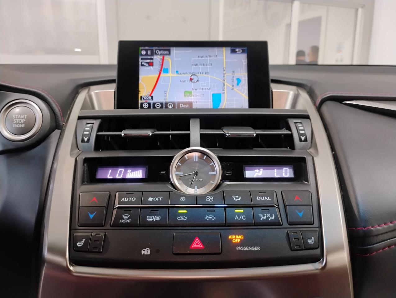 Lexus NX 200t FWD 2017