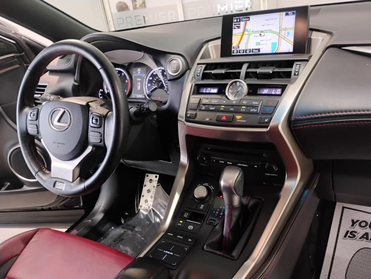 Lexus NX 200t FWD 2017