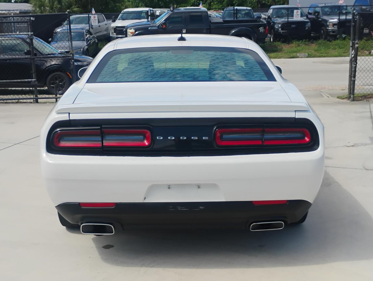 Dodge Challenger R/T Plus 2017