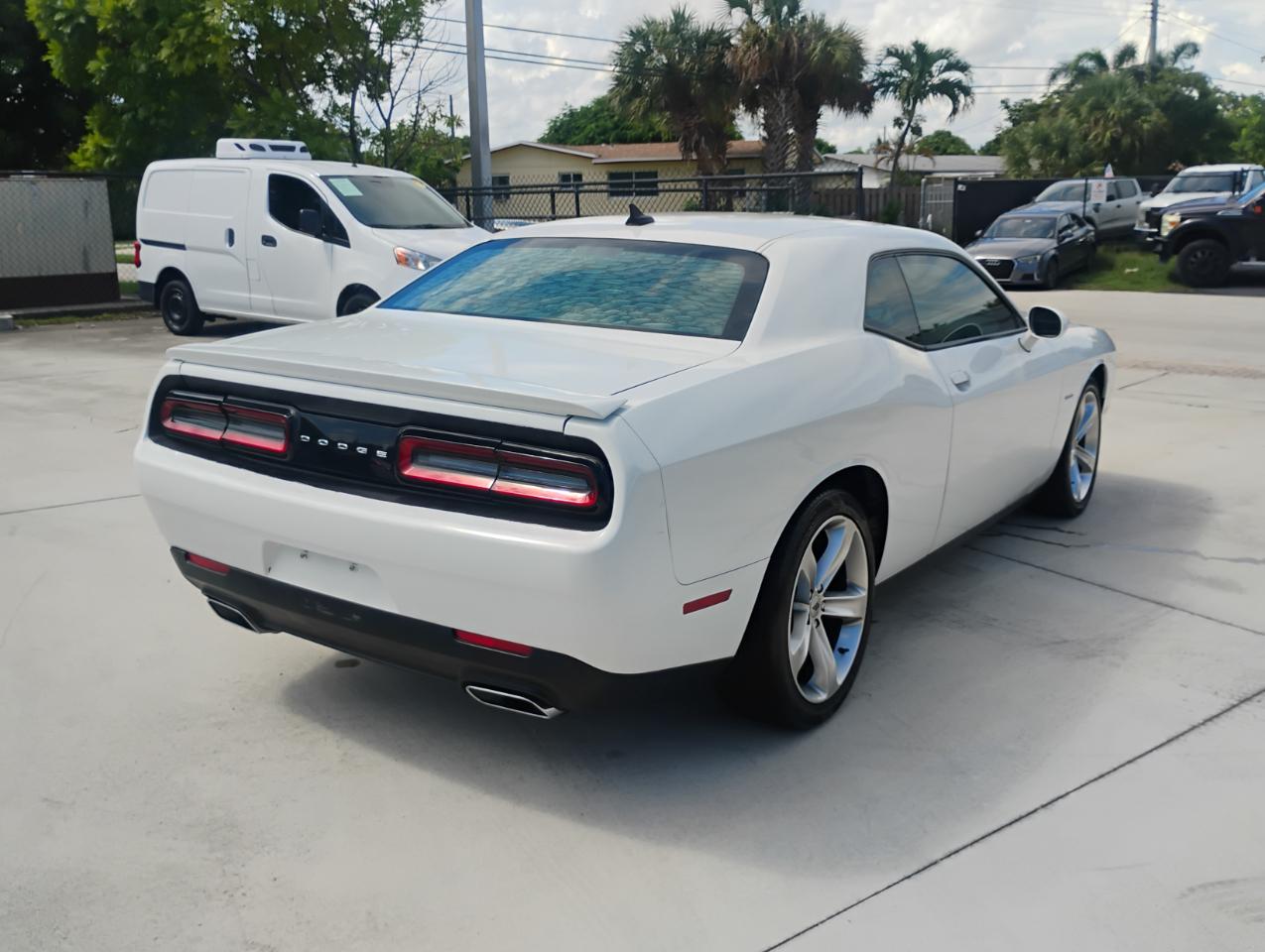 Dodge Challenger R/T Plus 2017