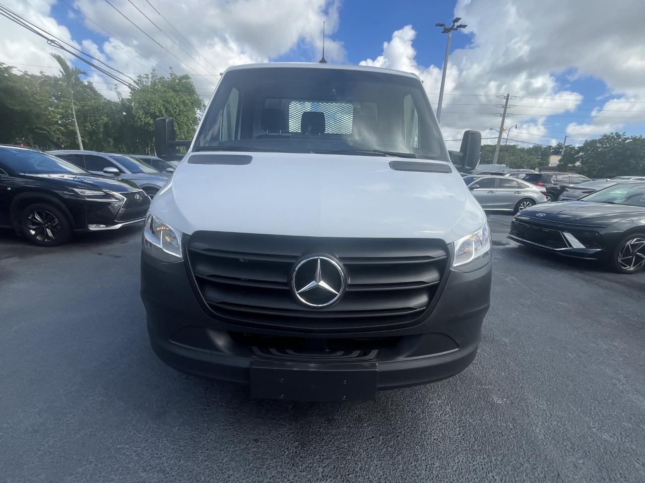 Mercedes-Benz Sprinter  2023