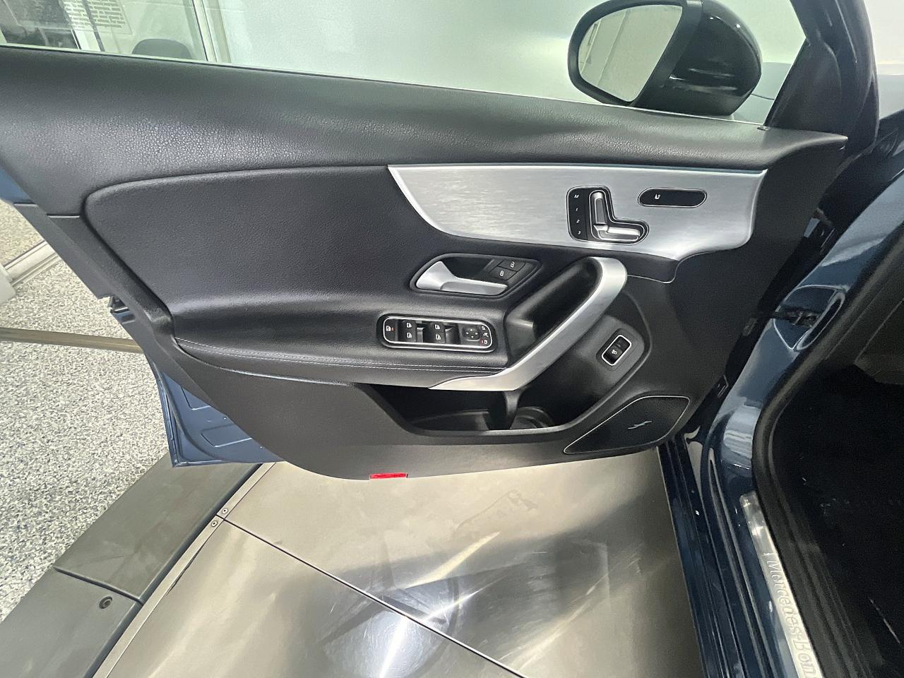 Mercedes-Benz A-Class A 220 4MATIC 2019