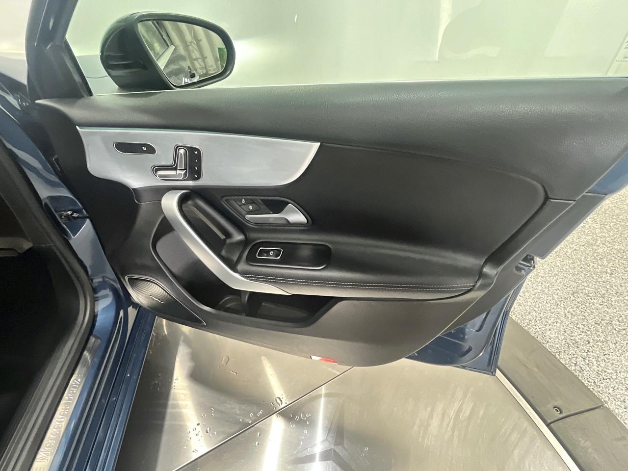 Mercedes-Benz A-Class A 220 4MATIC 2019