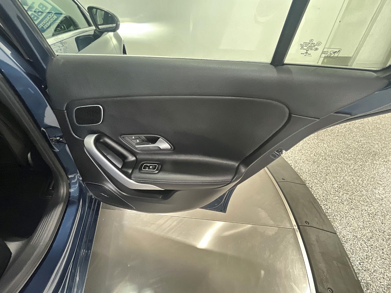 Mercedes-Benz A-Class A 220 4MATIC 2019