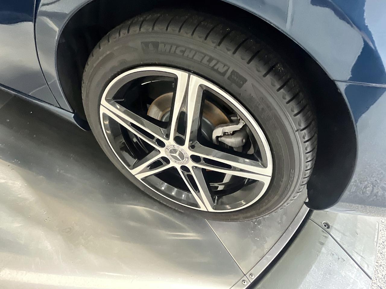 Mercedes-Benz A-Class A 220 4MATIC 2019