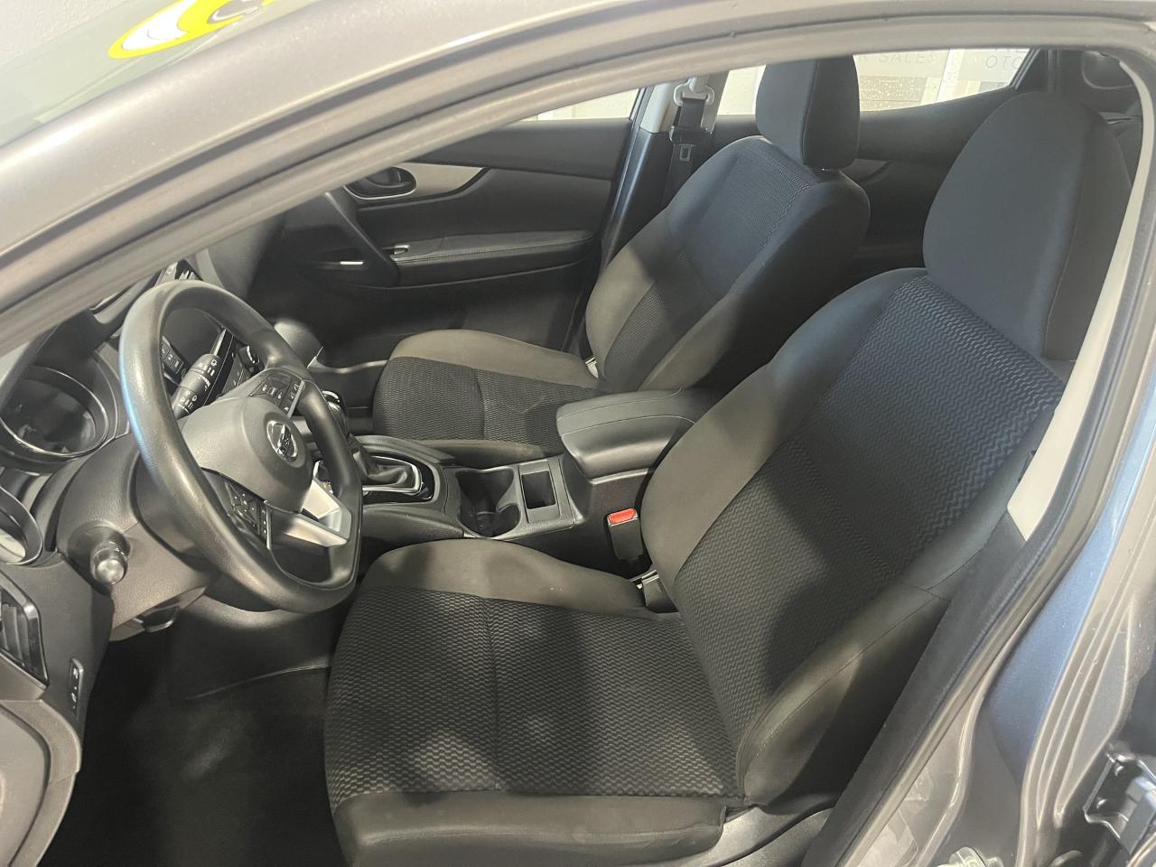 Nissan Rogue Sport FWD SV 2021
