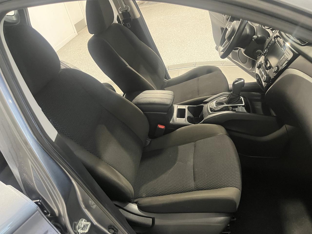 Nissan Rogue Sport FWD SV 2021