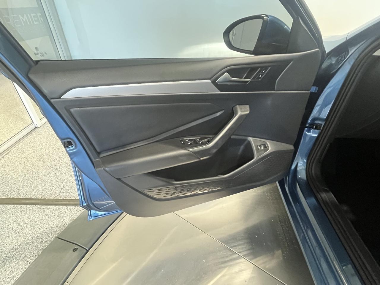 Volkswagen Jetta 1.4T SE 8A 2019