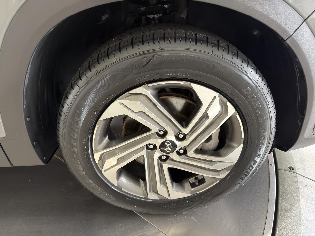 Hyundai Santa Fe SE 2021