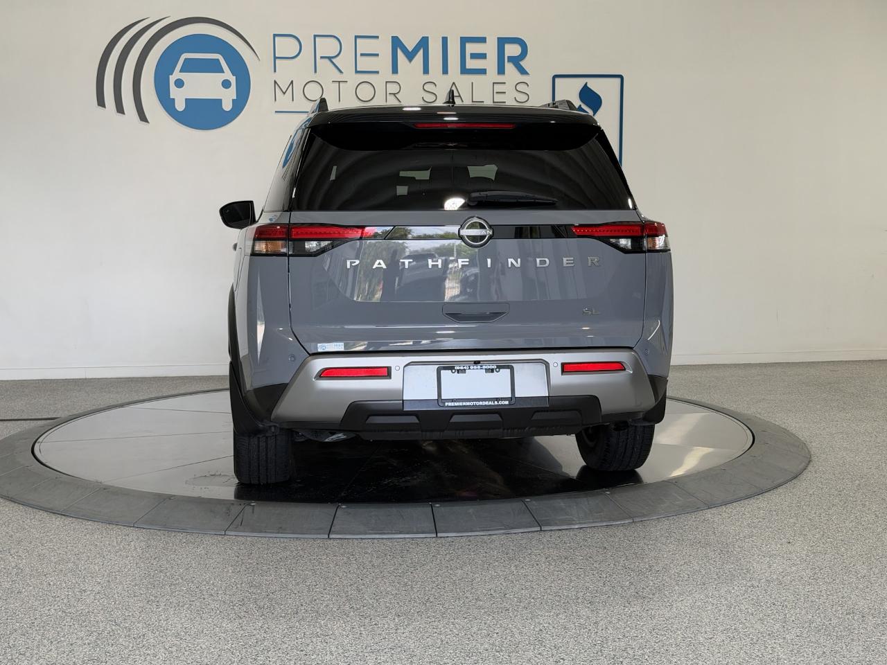 Nissan Pathfinder SL 2024