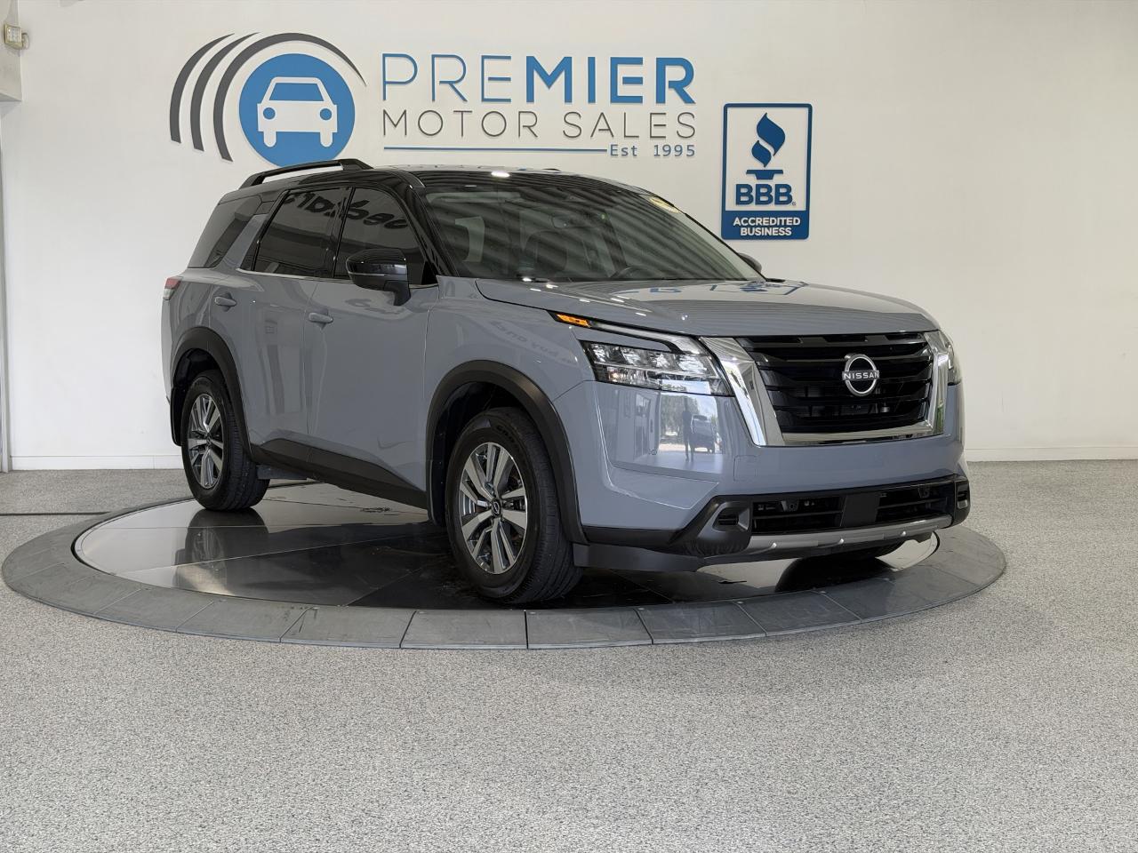 Nissan Pathfinder SL 2024