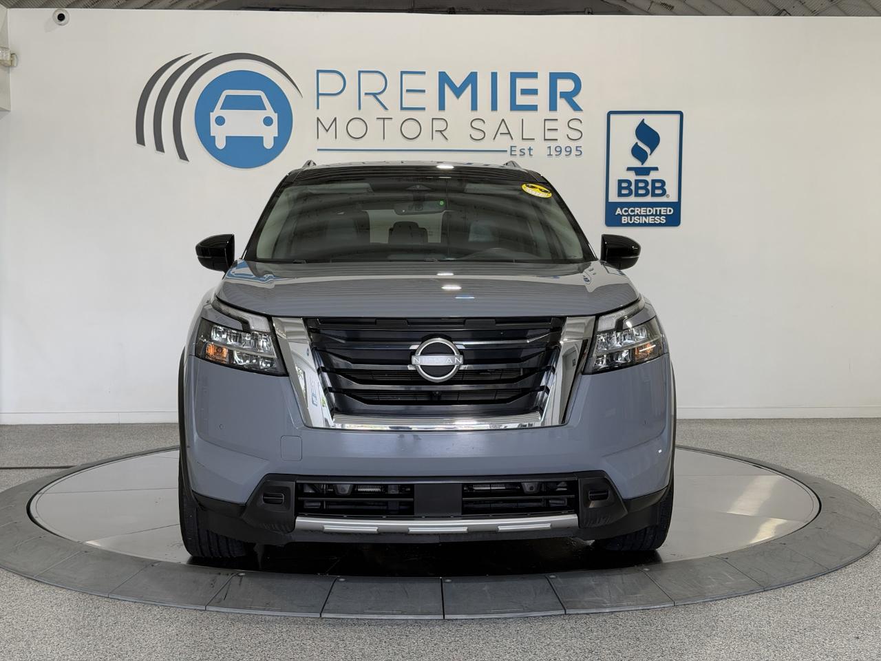 Nissan Pathfinder SL 2024