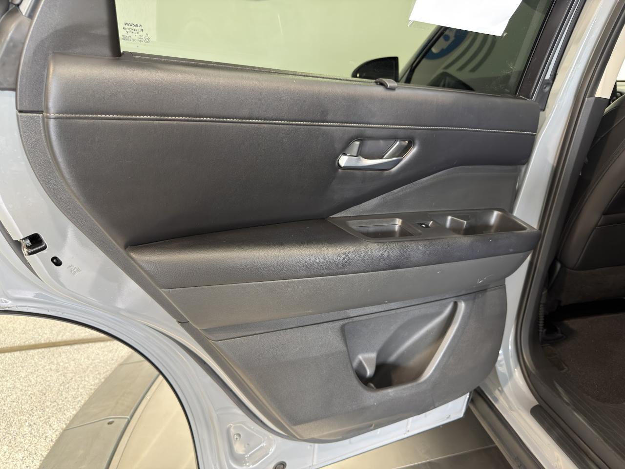 Nissan Pathfinder SL 2024