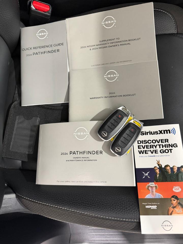 Nissan Pathfinder SL 2024