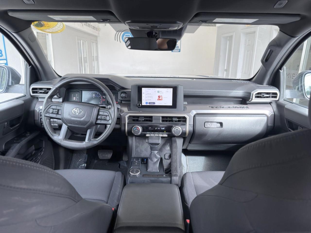 Toyota Tacoma SR5 Double Cab 2WD 2024