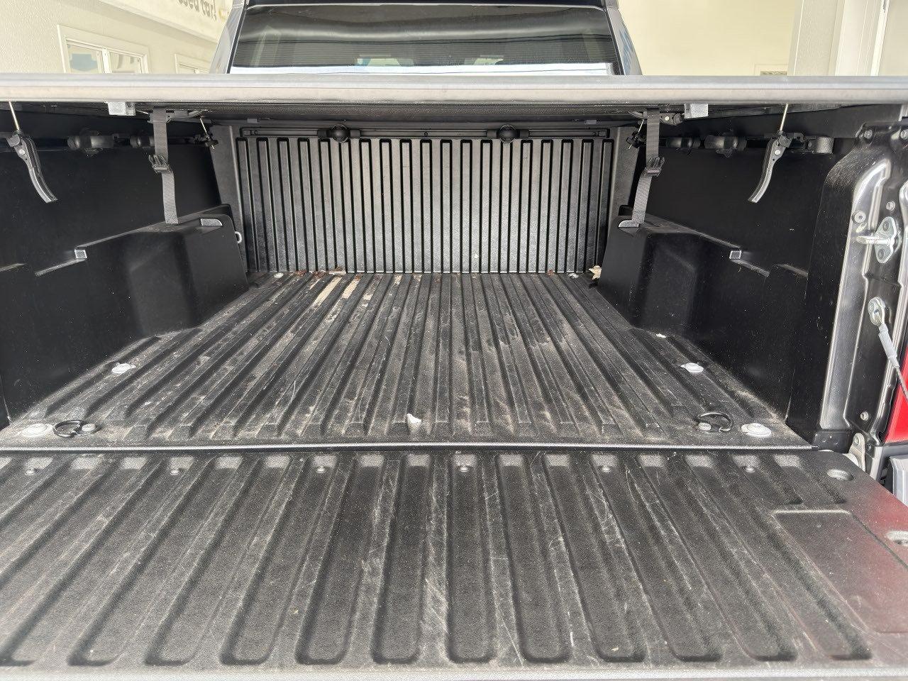 Toyota Tacoma SR5 Double Cab 2WD 2024