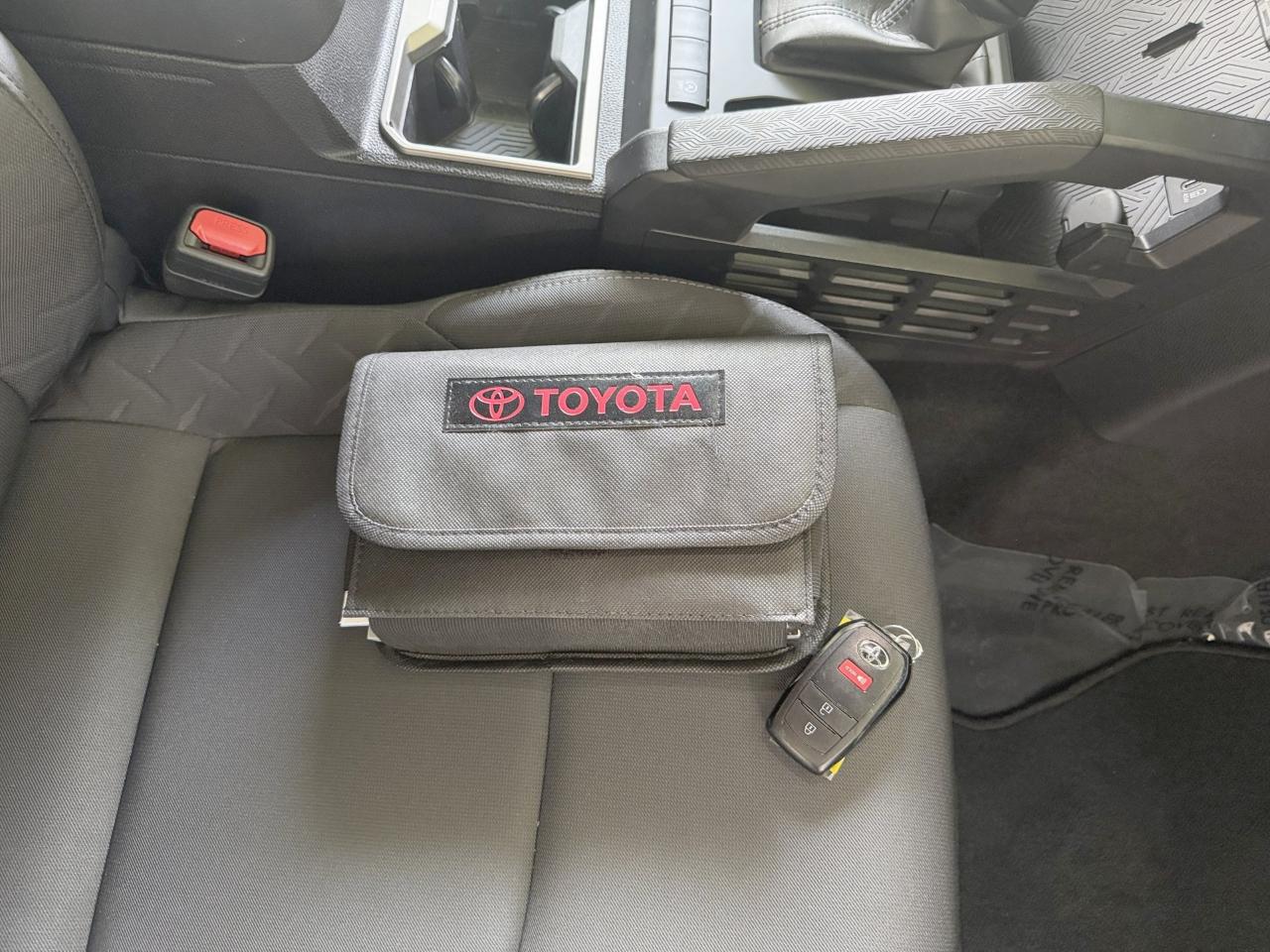 Toyota Tacoma SR5 Double Cab 2WD 2024