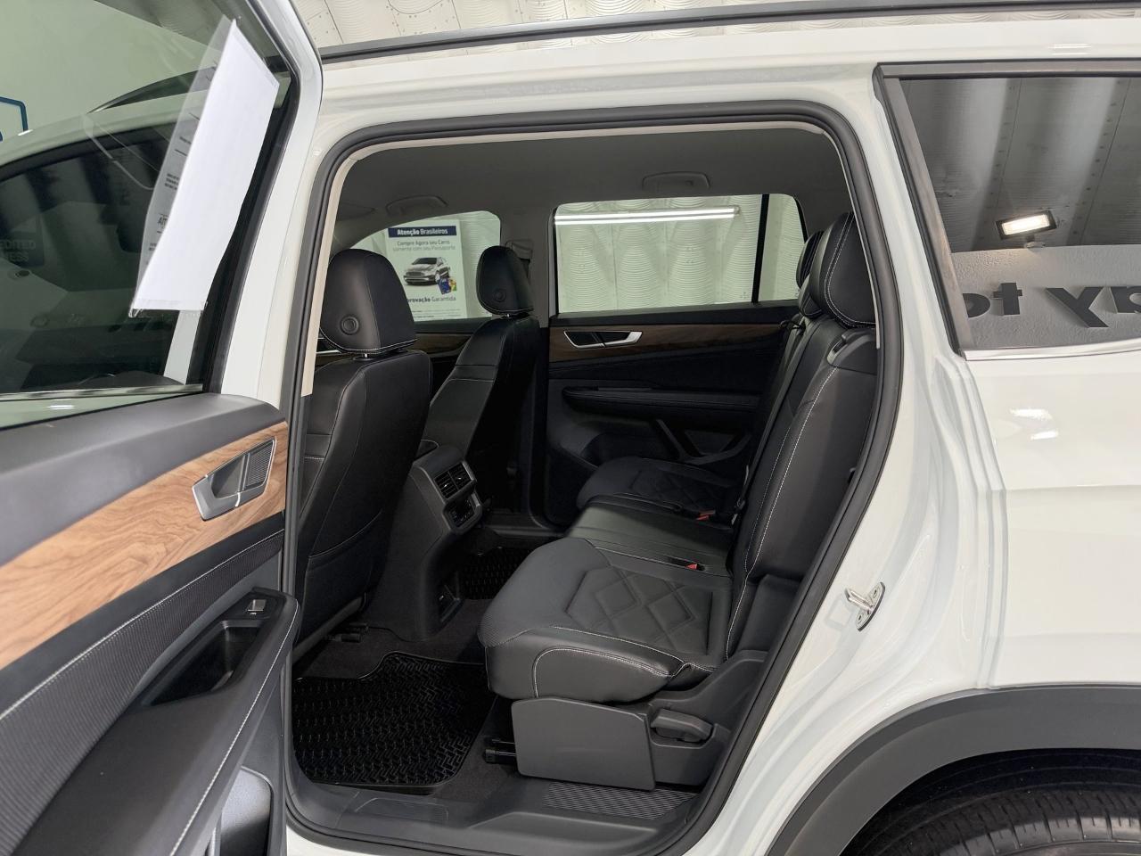 Volkswagen Atlas SE 2024