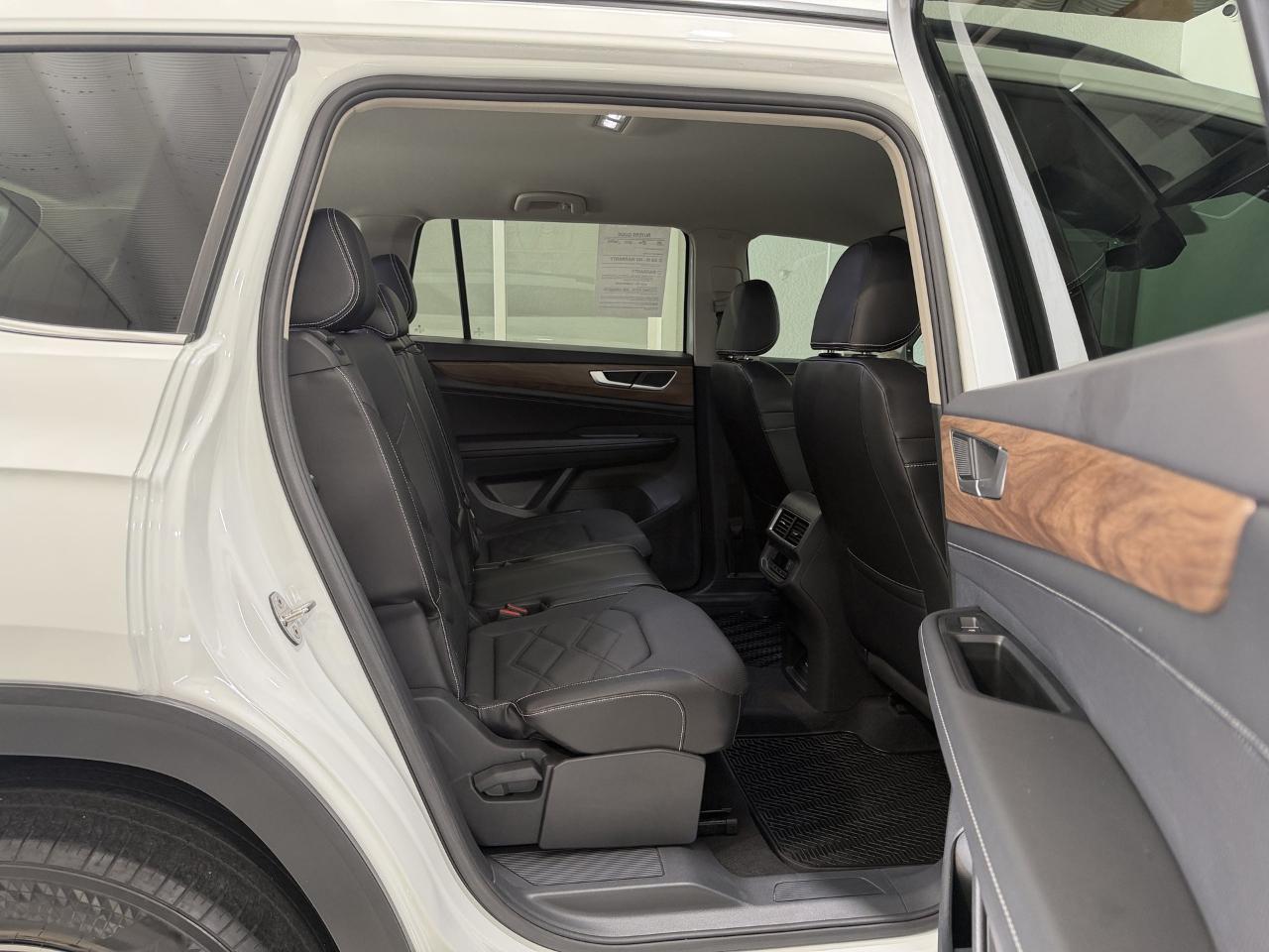 Volkswagen Atlas SE 2024
