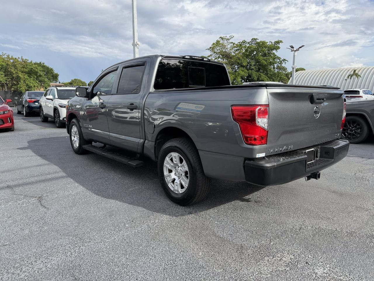 Nissan Titan S Crew Cab 2WD 2017