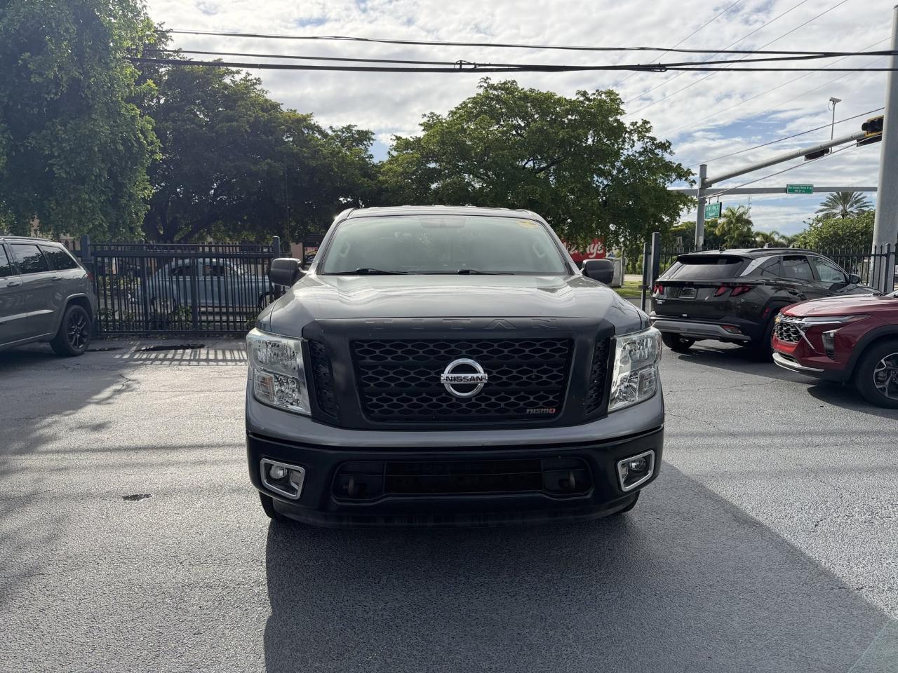 Nissan Titan S Crew Cab 2WD 2017
