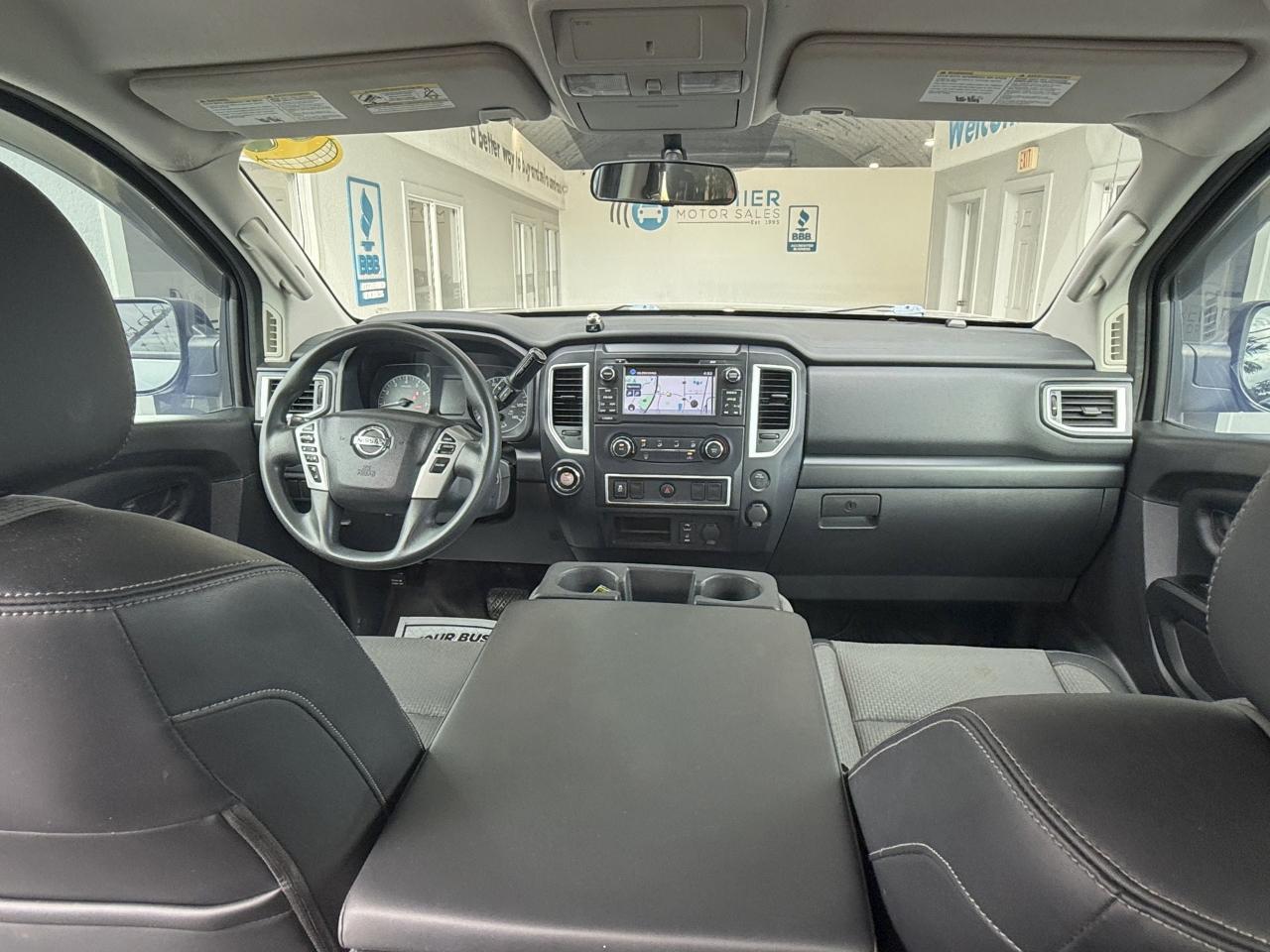 Nissan Titan S Crew Cab 2WD 2017