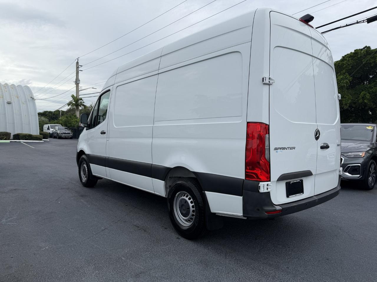 Mercedes-Benz Sprinter 2500 144-in. WB 2023