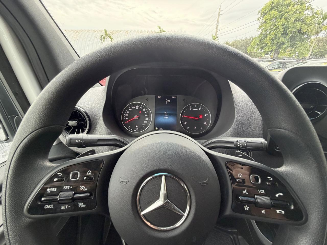Mercedes-Benz Sprinter 2500 144-in. WB 2023