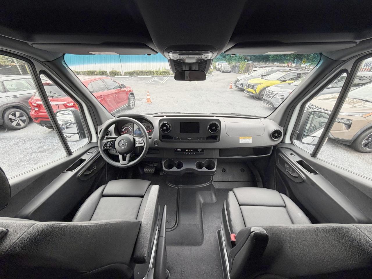 Mercedes-Benz Sprinter 2500 144-in. WB 2023