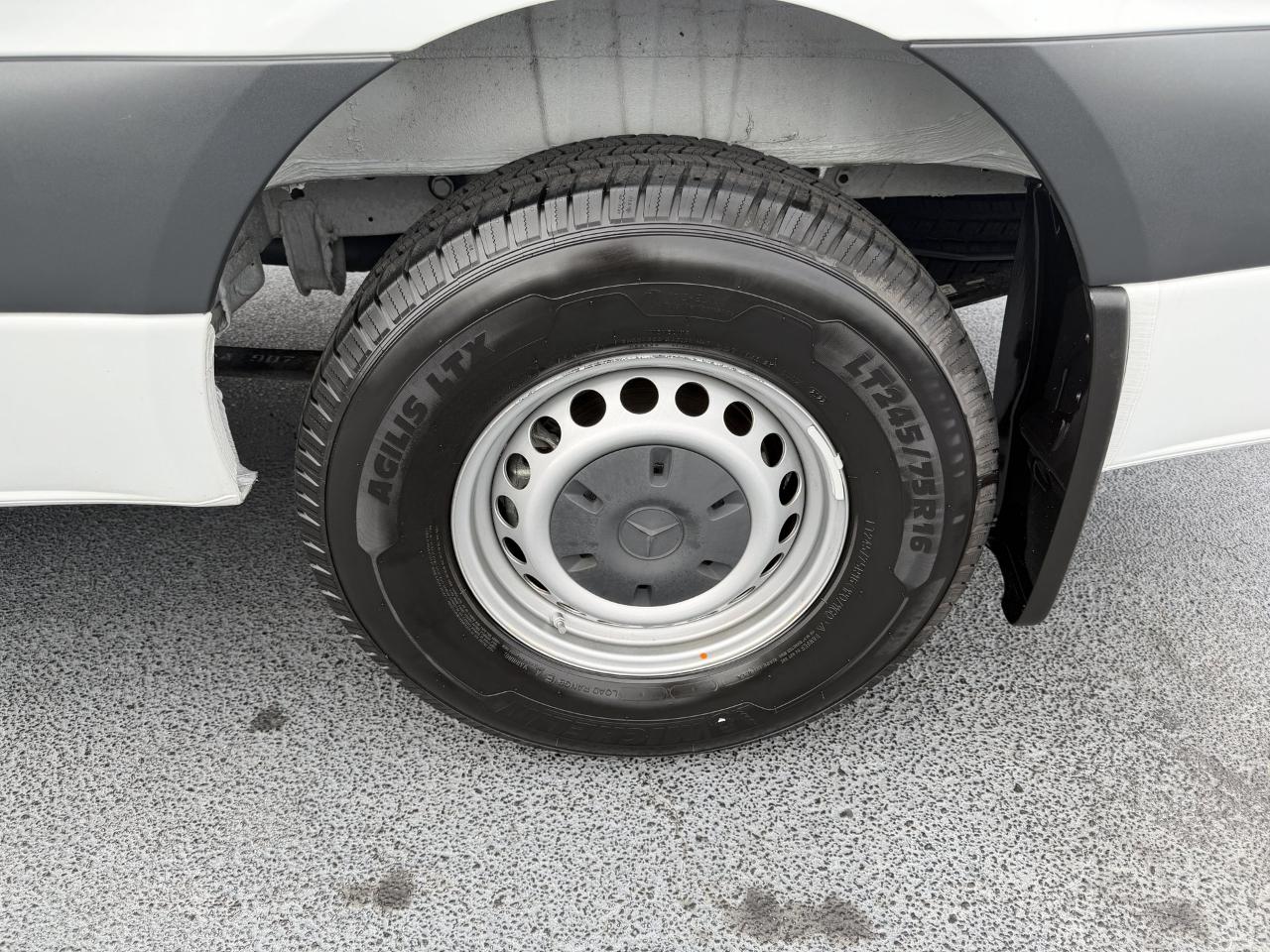 Mercedes-Benz Sprinter 2500 144-in. WB 2023
