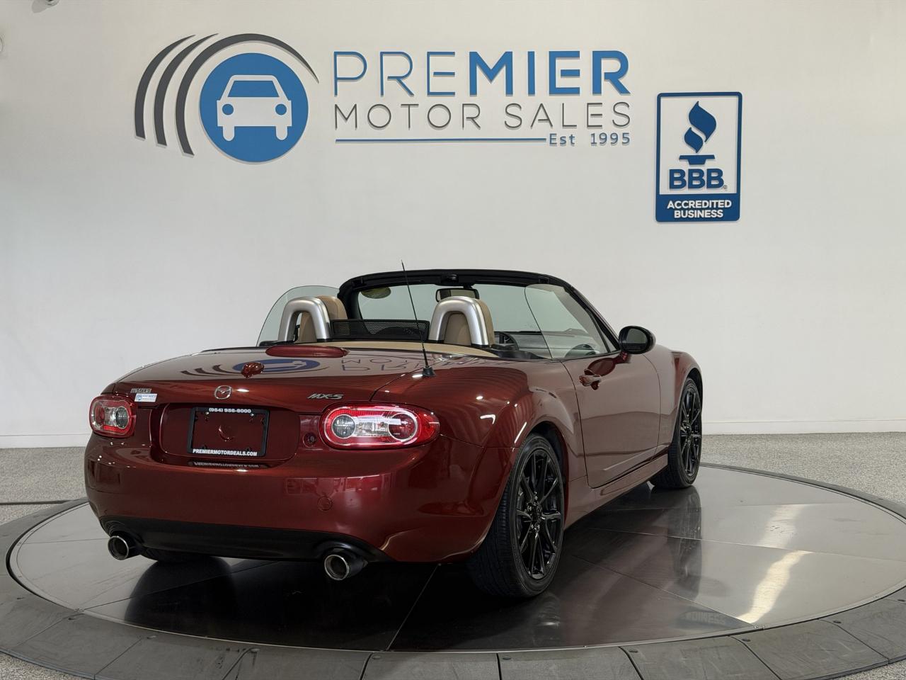 Mazda MX-5 Miata Grand Touring 2009