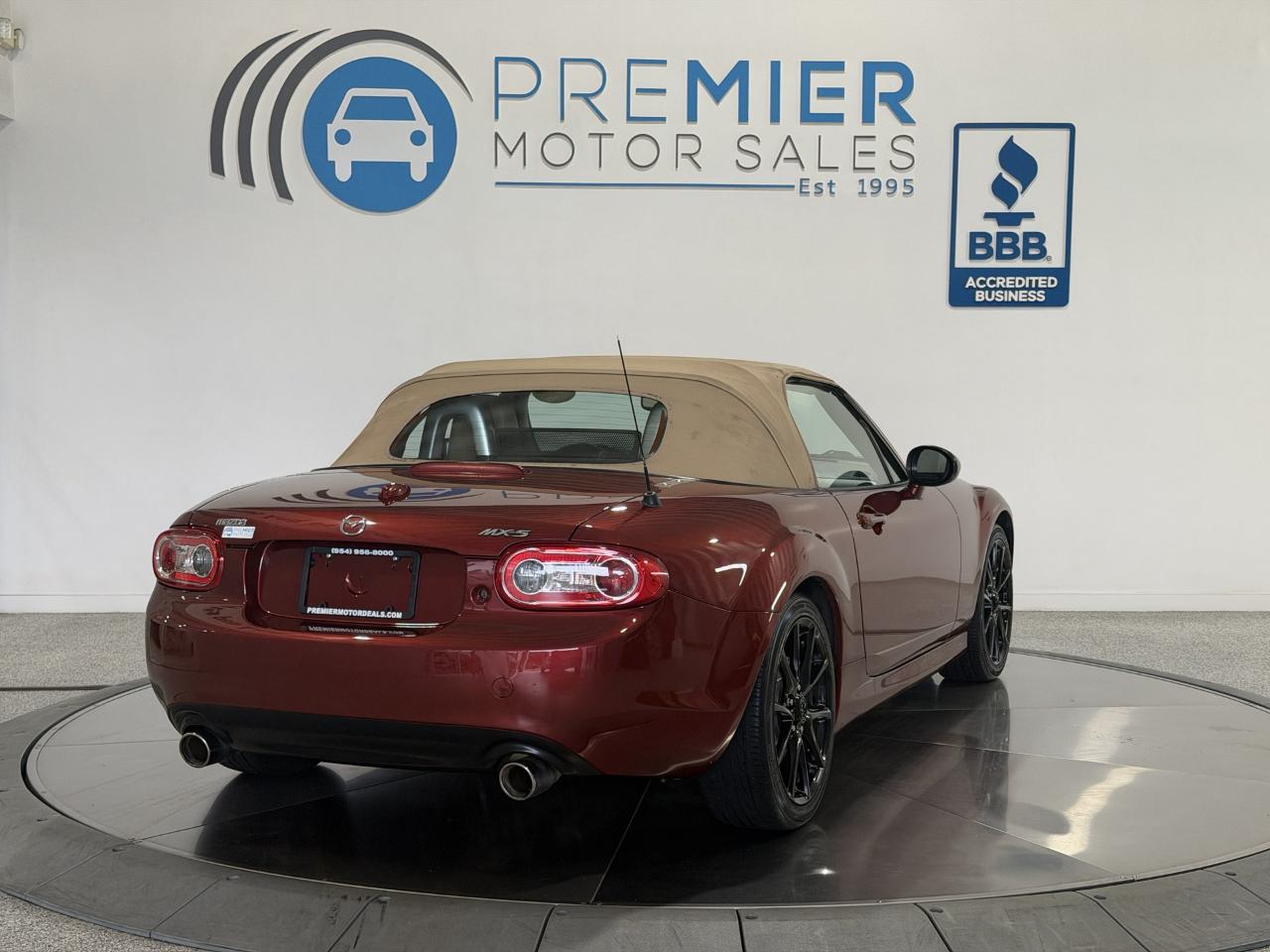 Mazda MX-5 Miata Grand Touring 2009