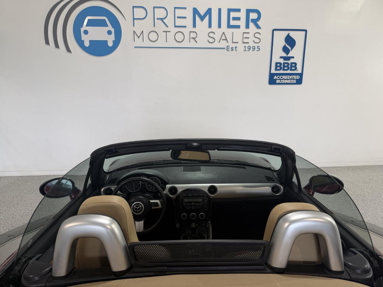 Mazda MX-5 Miata Grand Touring 2009