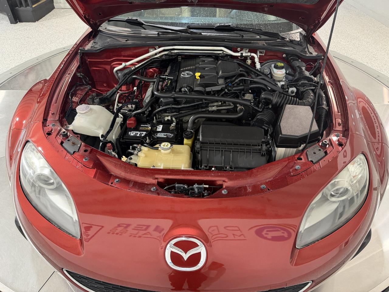 Mazda MX-5 Miata Grand Touring 2009