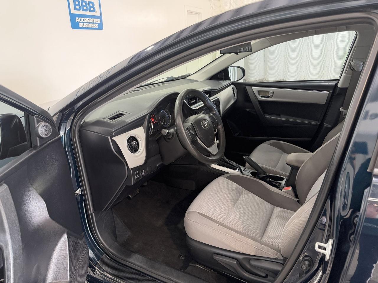 Toyota Corolla L CVT 2018