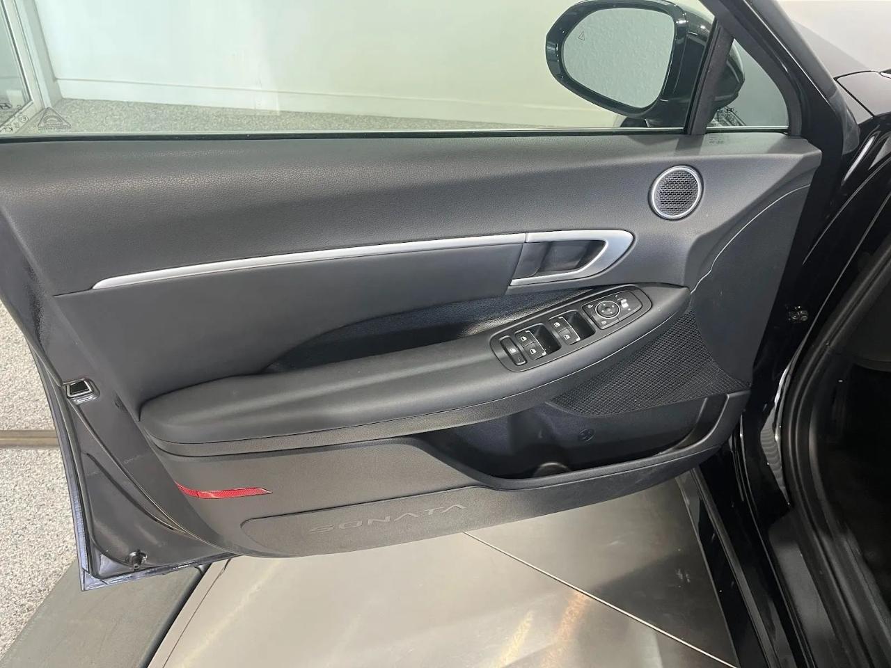 Hyundai Sonata SEL 2025