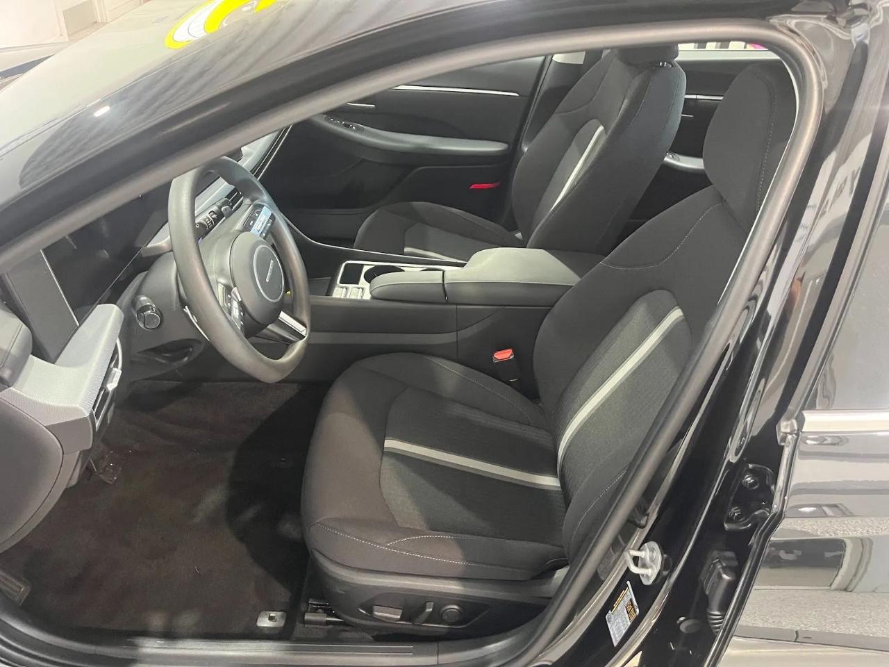 Hyundai Sonata SEL 2025