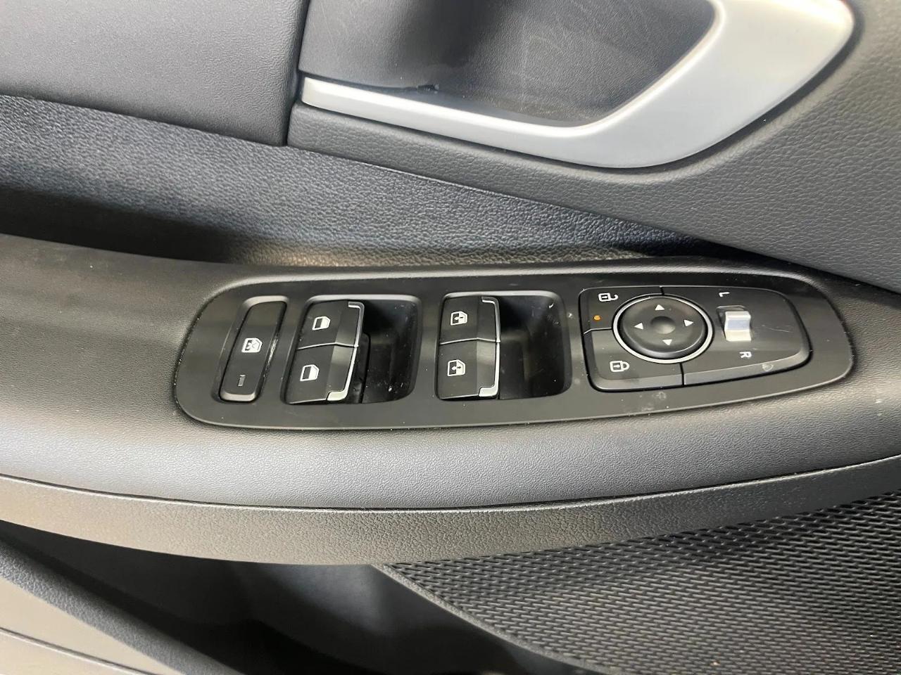 Hyundai Sonata SEL 2025