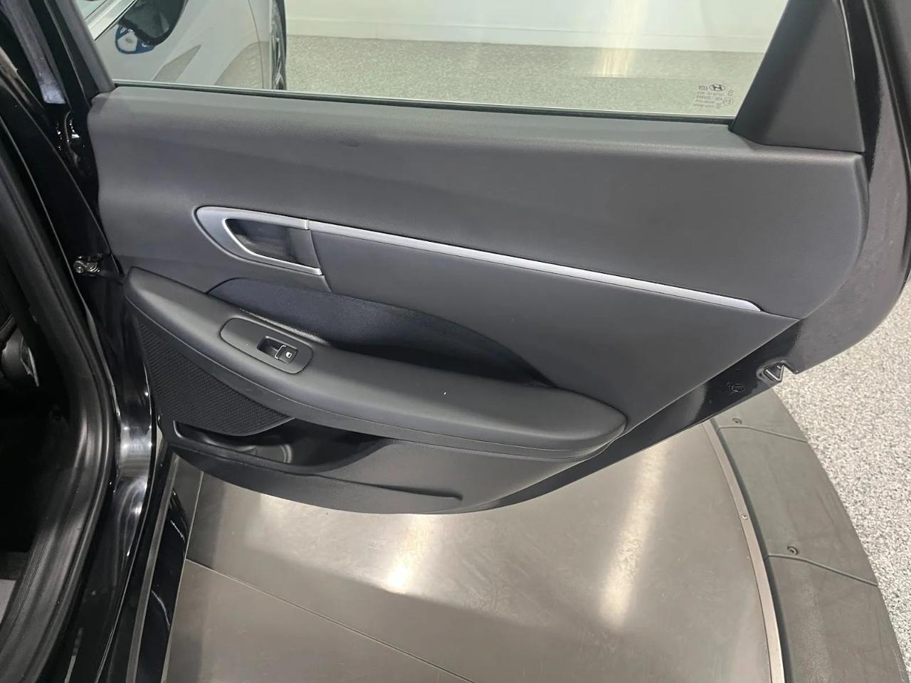 Hyundai Sonata SEL 2025